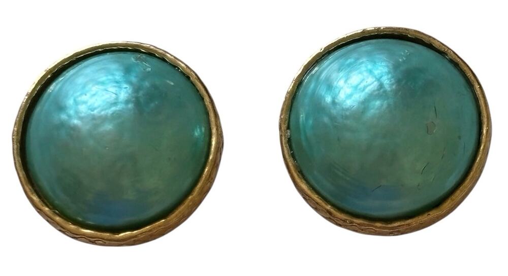 Dominique Aurientis Paris Vintage Round Turquoise Pearl Clip On Earrings